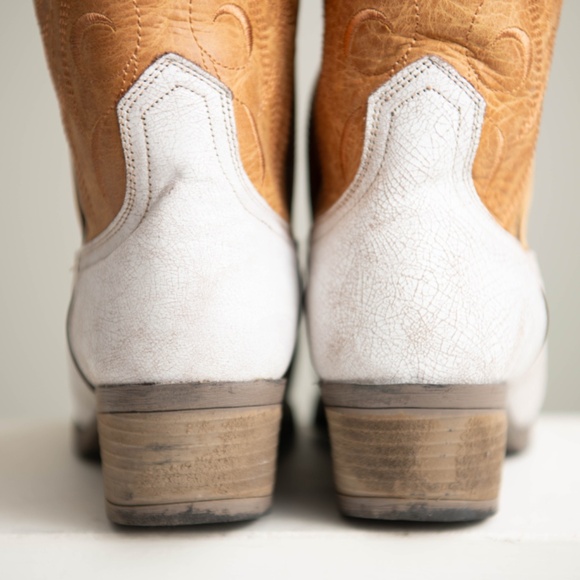 Sterling River Cowboy Boots Two Tone White Tan Embroidered Leather W sz 9 Tall - Picture 6 of 10